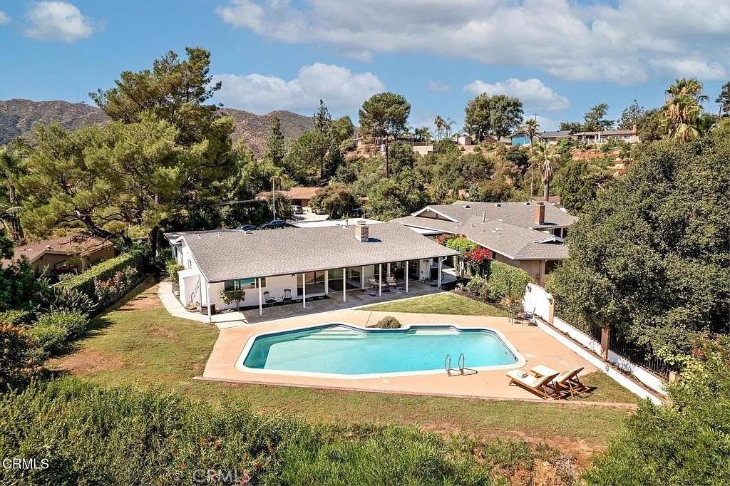 6831 Wexford Place, Tujunga, CA 91042