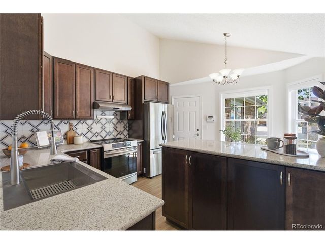 2013 Mount Sneffels St, Longmont, CO 80504