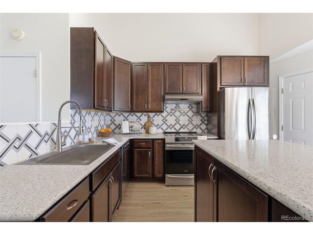 2013 Mount Sneffels St, Longmont, CO 80504