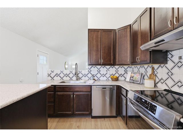 2013 Mount Sneffels St, Longmont, CO 80504