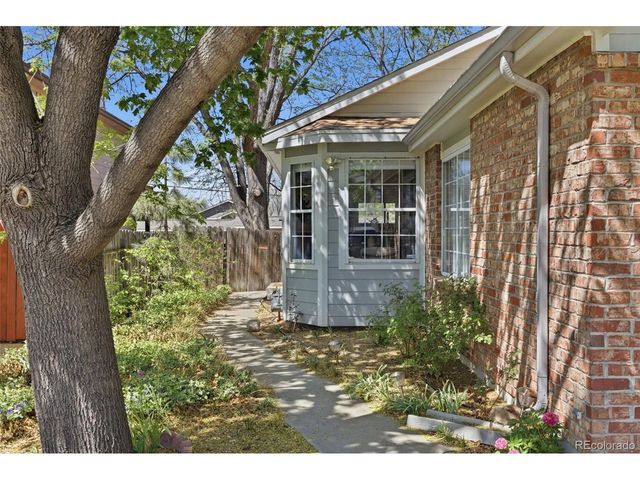 2013 Mount Sneffels St, Longmont, CO 80504