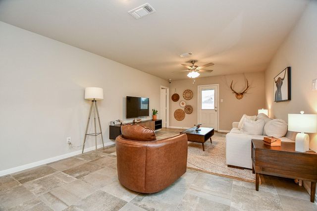 1924 Spruce Street, Bay City, TX 77414