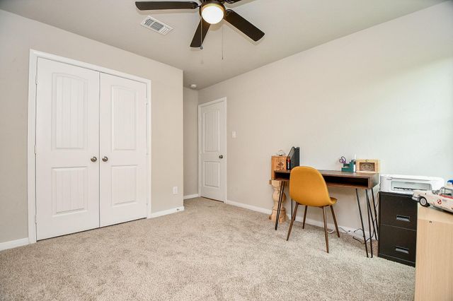 1924 Spruce Street, Bay City, TX 77414