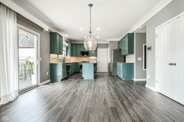 1213 Somerville Drive, Westfield, IN 46074