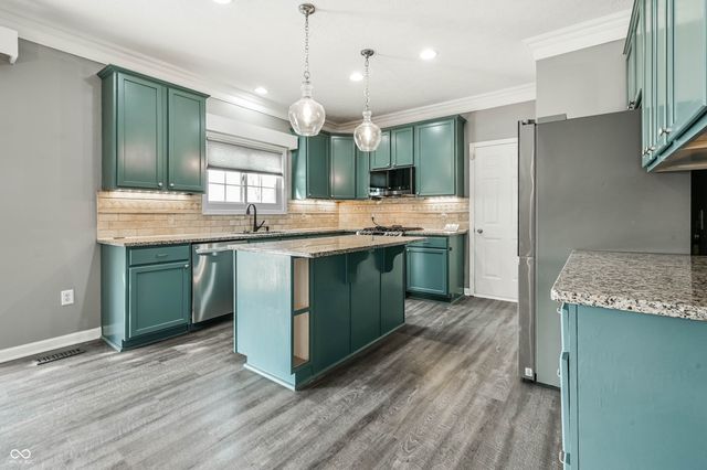 1213 Somerville Drive, Westfield, IN 46074