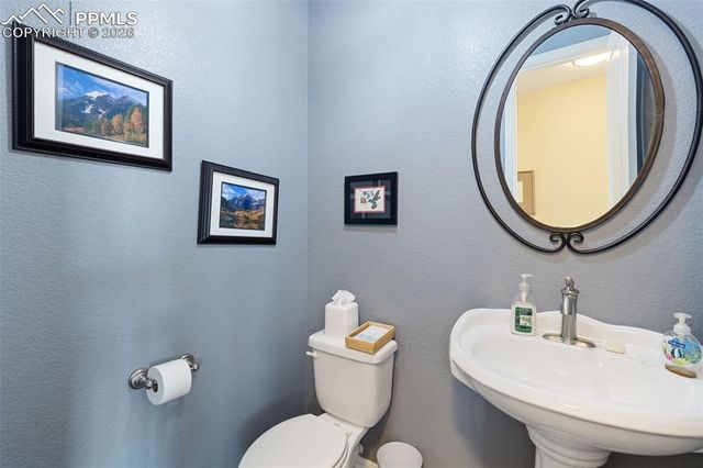 2150 Cheyenne Summer View, Colorado Springs, CO 80904