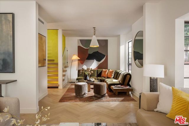 1140 Chelsea Avenue A, Santa Monica, CA 90403