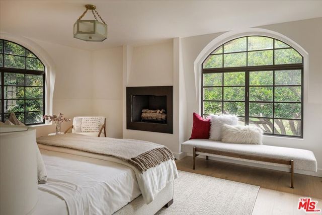 1140 Chelsea Avenue A, Santa Monica, CA 90403