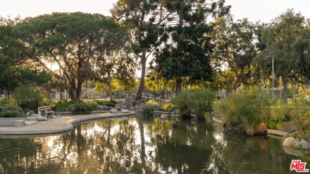 1140 Chelsea Avenue A, Santa Monica, CA 90403