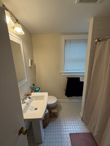 452-454 Broadway, Somerville, MA 02145
