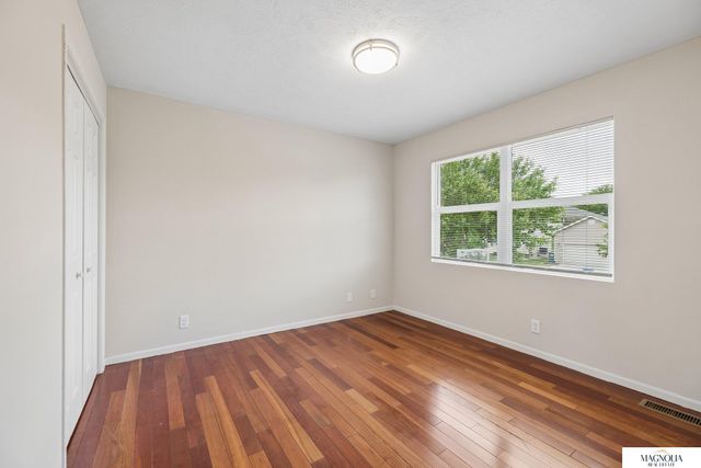 1820 Spring Meadow Drive, Lincoln, NE 68521
