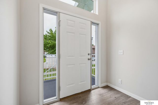 1820 Spring Meadow Drive, Lincoln, NE 68521
