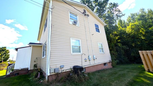 55 Elm Street, Peru, NY 12972