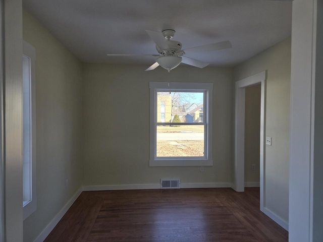 252 E Washington STREET, Jefferson, WI 53549