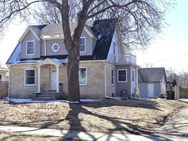 252 E Washington STREET, Jefferson, WI 53549