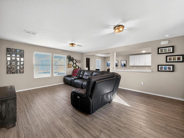 412 Glenwick Lane, Van Alstyne, TX 75495