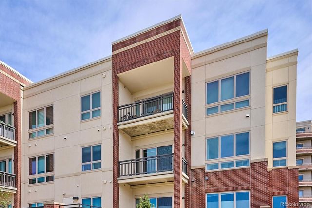 4885 S Monaco Street 207, Denver, CO 80237