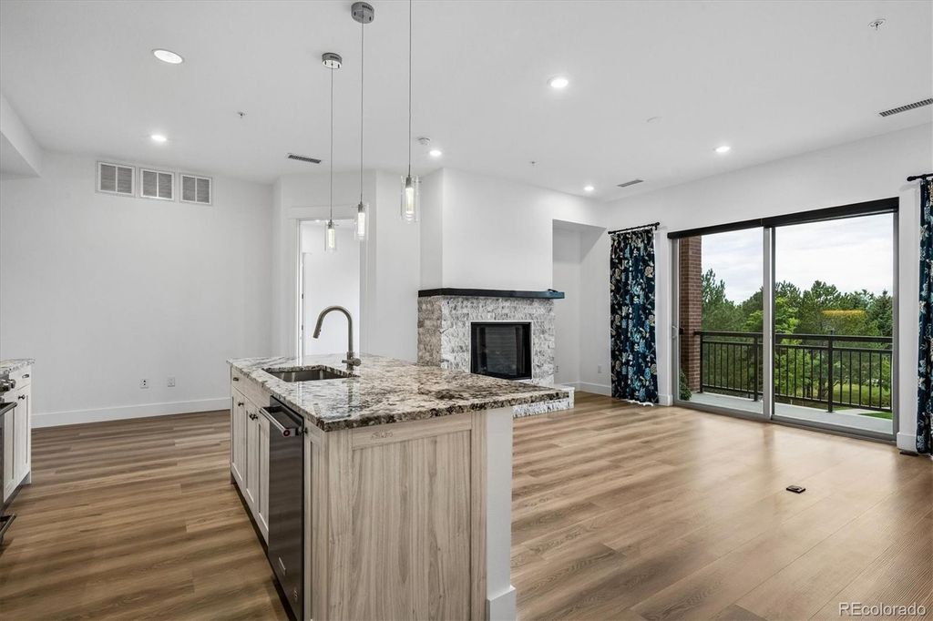 4885 S Monaco Street 207, Denver, CO 80237