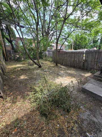 1161 E 101st Street, Brooklyn, NY 11236