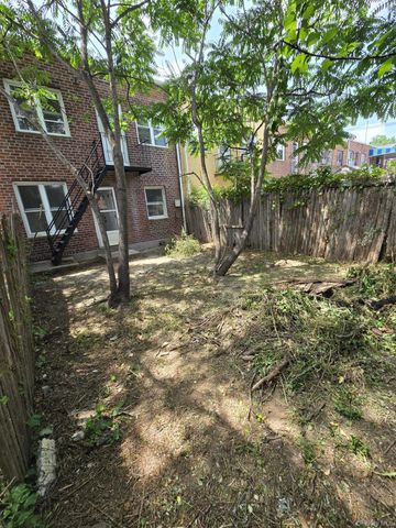 1161 E 101st Street, Brooklyn, NY 11236