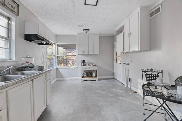 3460 CLOVERDALE Road, Montgomery, AL 36111