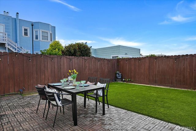 2832 Kirkham Street, San Francisco, CA 94122