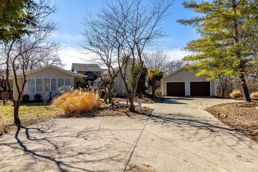 2127 Smith Road, Ross Twp, OH 45013