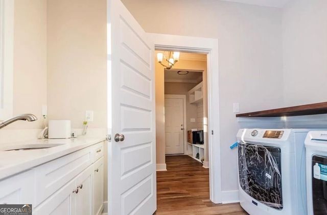 75 Creekside Court, Forsyth, GA 31029