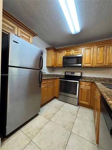 1661 Balfour Point Dr H, West Palm Beach, FL 33411