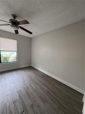 1661 Balfour Point Dr H, West Palm Beach, FL 33411