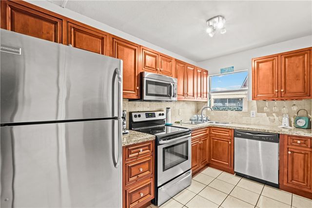 14300 S Padre Island Dr 220C, Corpus Christi, TX 78418