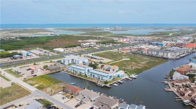 14300 S Padre Island Dr 220C, Corpus Christi, TX 78418