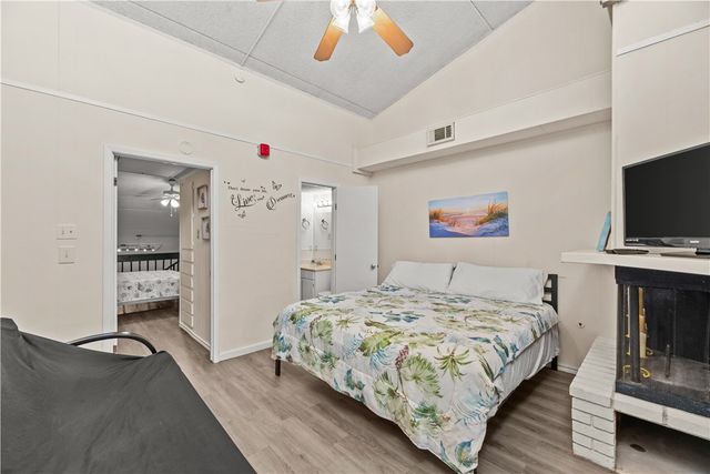 14300 S Padre Island Dr 220C, Corpus Christi, TX 78418