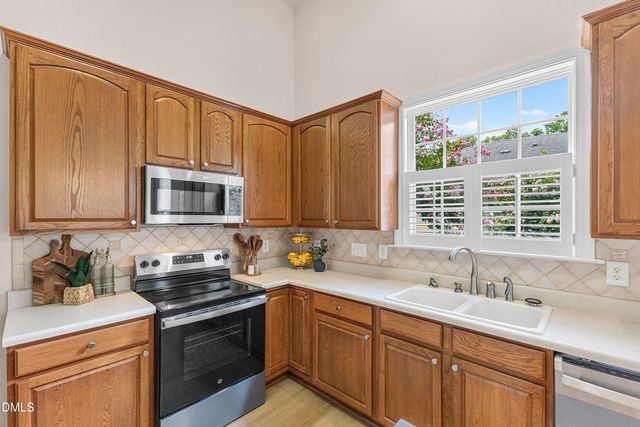 210 Muir Brook Place, Cary, NC 27519