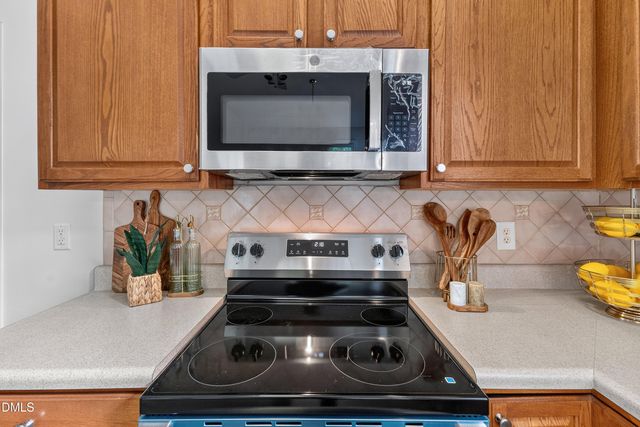 210 Muir Brook Place, Cary, NC 27519