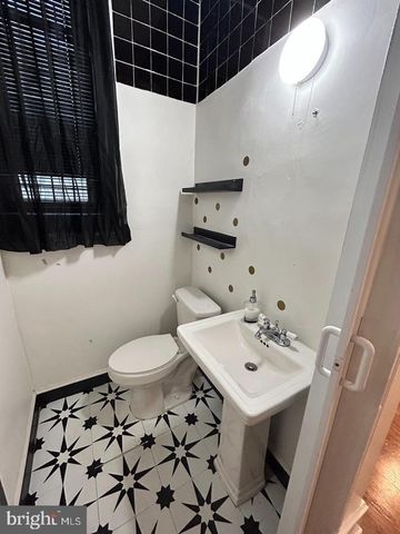 2431 W NORRIS ST, Philadelphia, PA 19121