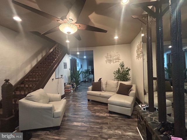 2431 W NORRIS ST, Philadelphia, PA 19121