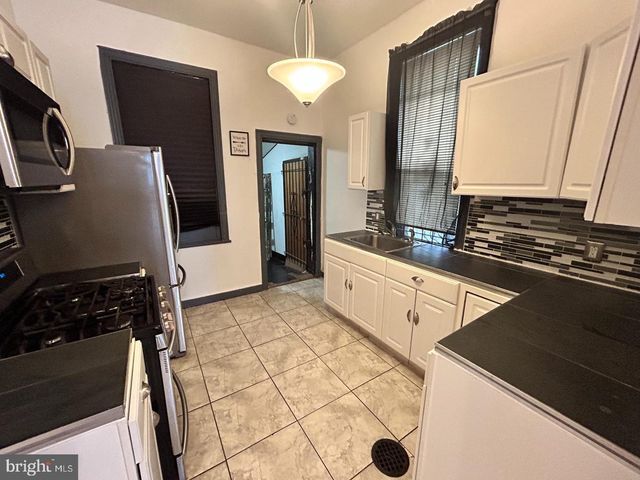 2431 W NORRIS ST, Philadelphia, PA 19121