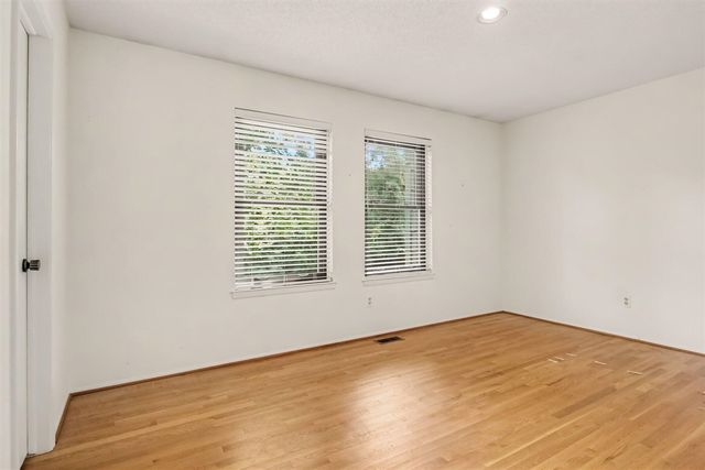 2206 Rivenoak Court, Ann Arbor, MI 48103