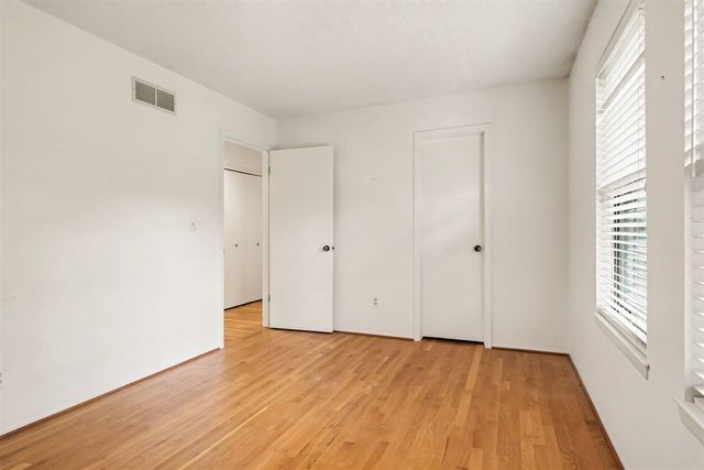 2206 Rivenoak Court, Ann Arbor, MI 48103