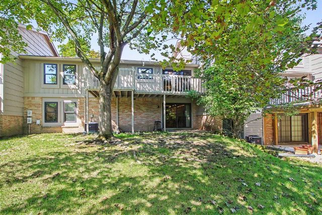 2206 Rivenoak Court, Ann Arbor, MI 48103