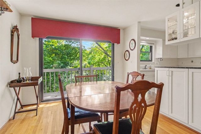 2206 Rivenoak Court, Ann Arbor, MI 48103