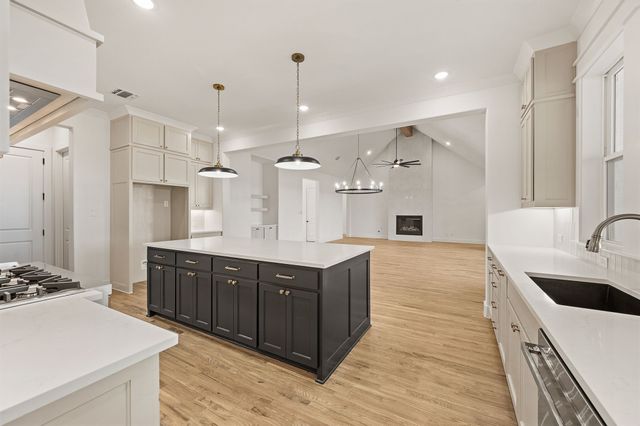 400 Broadmoor Drive, Haslet, TX 76052