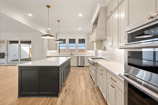 400 Broadmoor Drive, Haslet, TX 76052