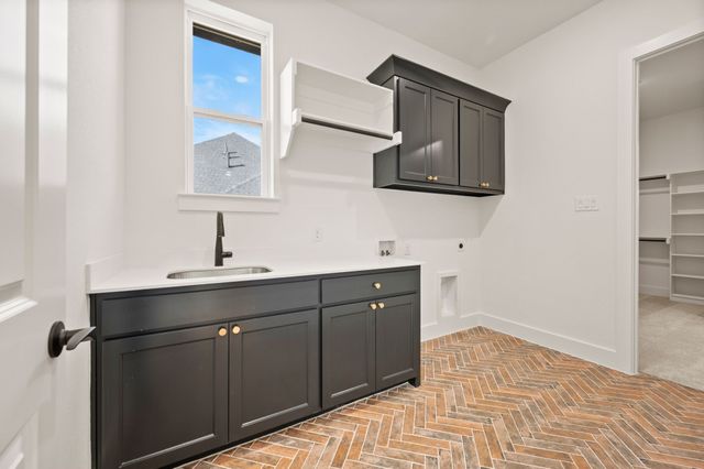 400 Broadmoor Drive, Haslet, TX 76052