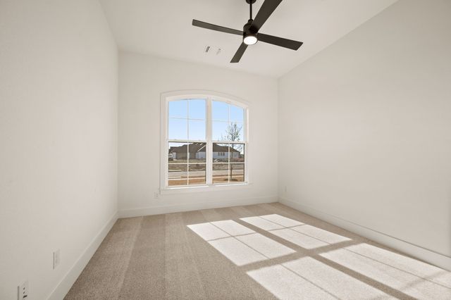 400 Broadmoor Drive, Haslet, TX 76052