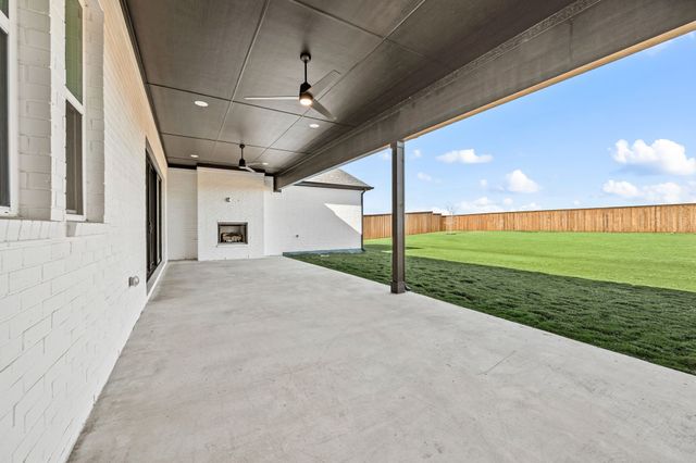 400 Broadmoor Drive, Haslet, TX 76052