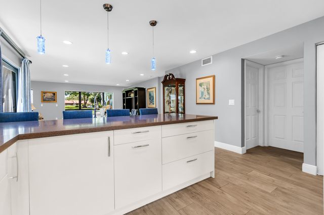 21546 Cypress Hammock Drive 40A, Boca Raton, FL 33428