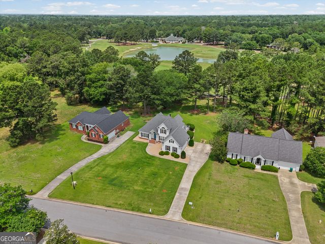 1007 River Pointe Drive, Albany, GA 31701