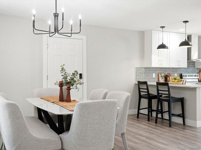 1069 S Lewiston Way, Aurora, CO 80017